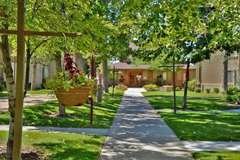 Beautiful Landscaping at Lofts for Rent Salt Lake City